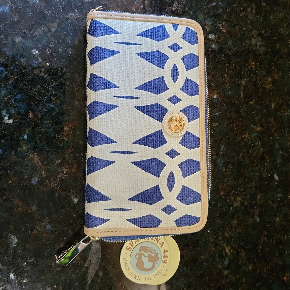 Blue and White Geometric Wallet